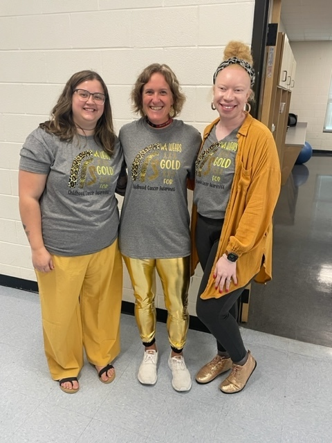 Western Middle school staff wearing gold in support of childhood cancer